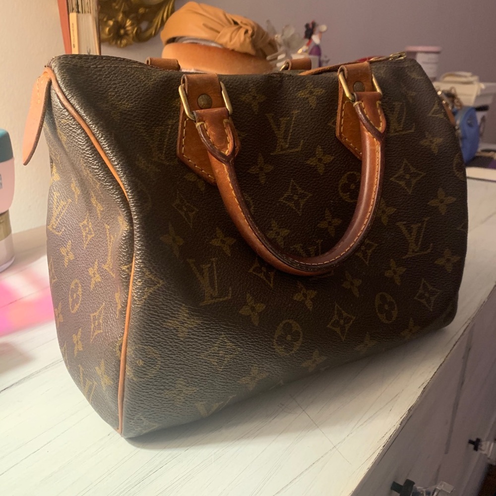 Vintage Louis Vuitton Speedy 30